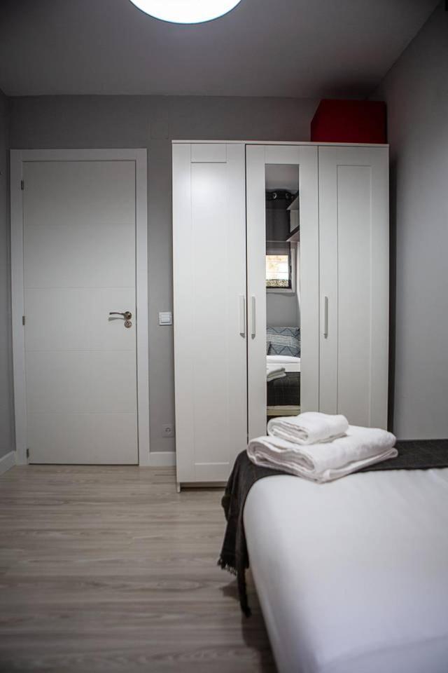 Apartamento Lovely 3 Bedroom Next To Fuencarral Madrid