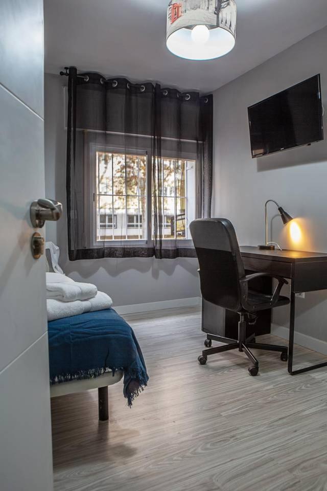 Lovely 3 Bedroom Next To Fuencarral Apartamento *